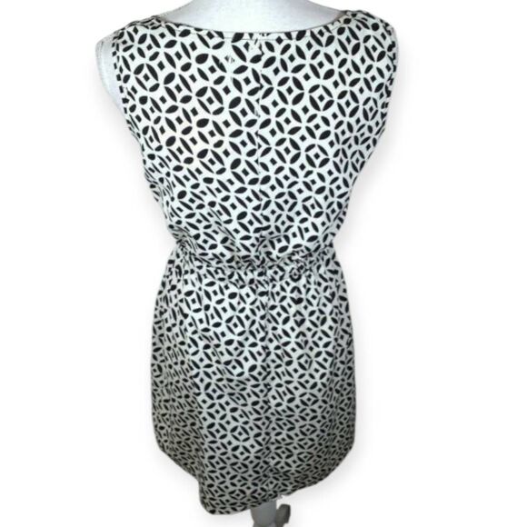 SPEED CONTROL NEW YORK BLACK & WHITE DRESS SZ.S EUC. - Picture 5 of 8